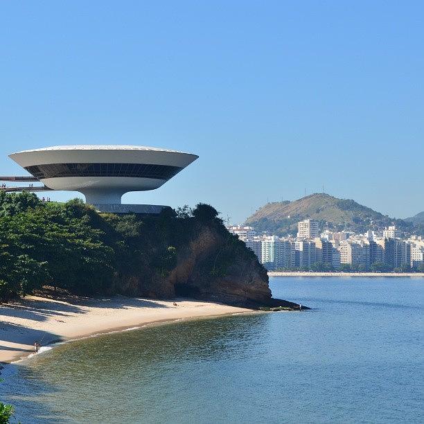 Oscar Photograph - O Disco Voador Do Niemeyer!!!! by Igor Gomes