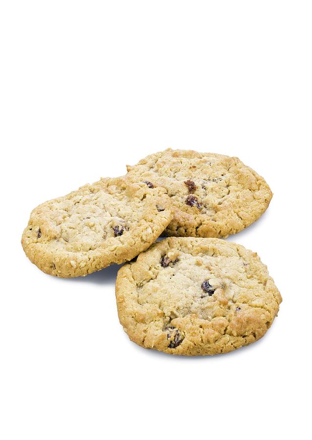 Cookie Photograph - Oatmeal Raisin Cookies by Geoff Kidd/science Photo Library