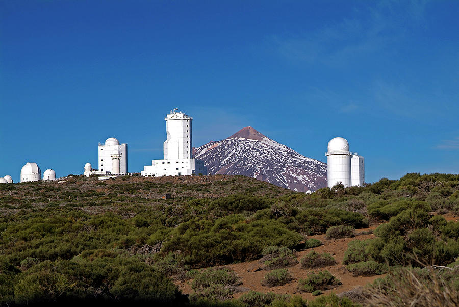 Observatorio De Izana, Pico De Teide Photograph by Hans-peter Merten