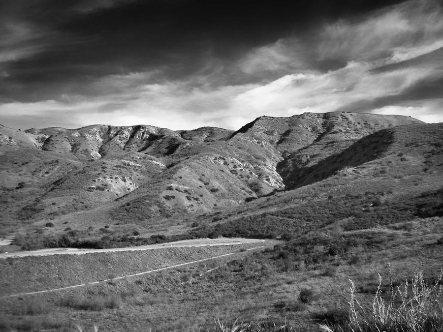 OC Foothills 4171 Photograph by Guy Whiteley