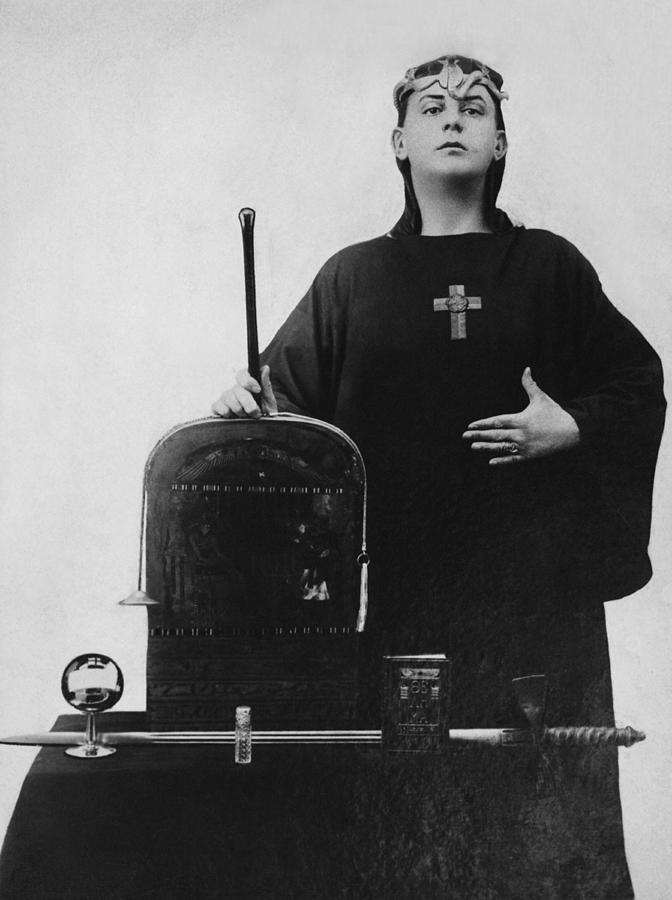 Occultist Aleister Crowley Photograph by Underwood Archives