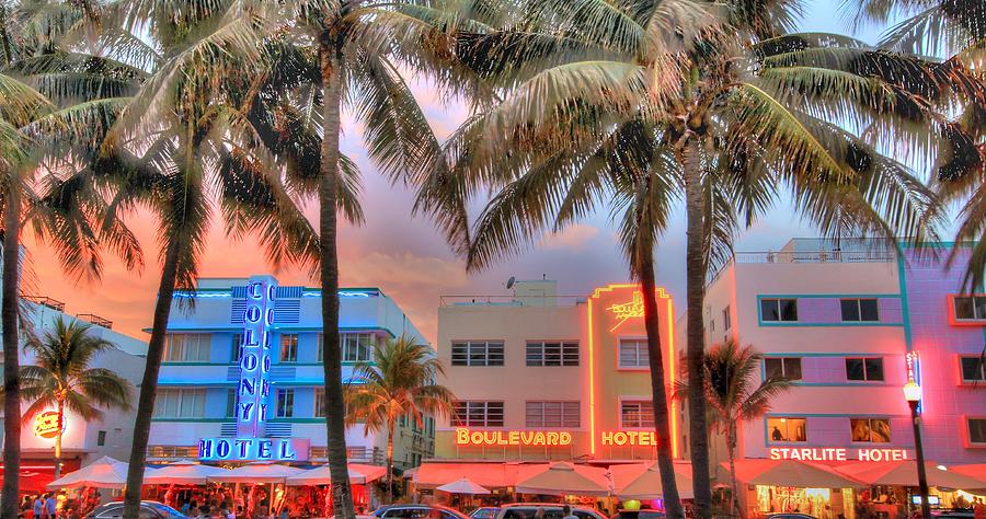 Ocean Drive 4 Photograph by Steve Martin - Fine Art America