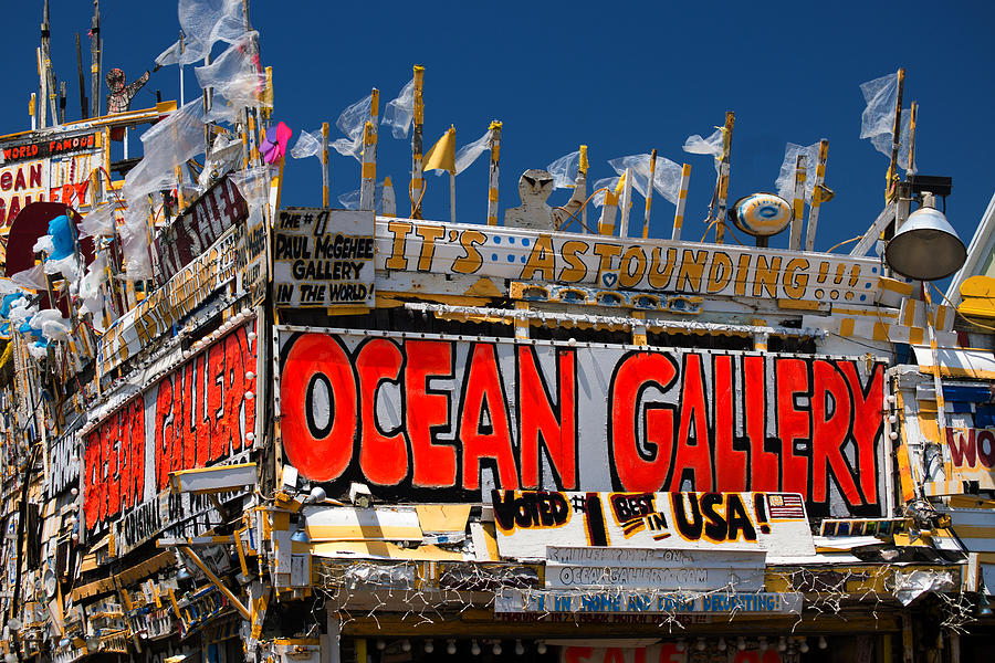 Ocean Gallery in Ocean City MD Photograph by Bill Swartwout