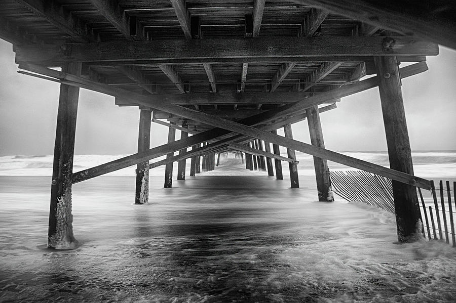 Black And White Photograph - Oceanana Pier by Errick Cameron