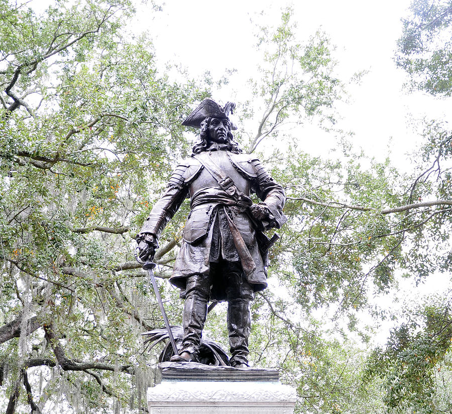 Oglethorpe Statue Chippewa Square Photograph by CM Harmon - Fine Art ...