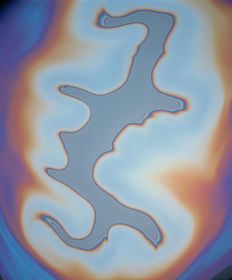 Oil On Water Photograph by Peter Aprahamian/science Photo Library.