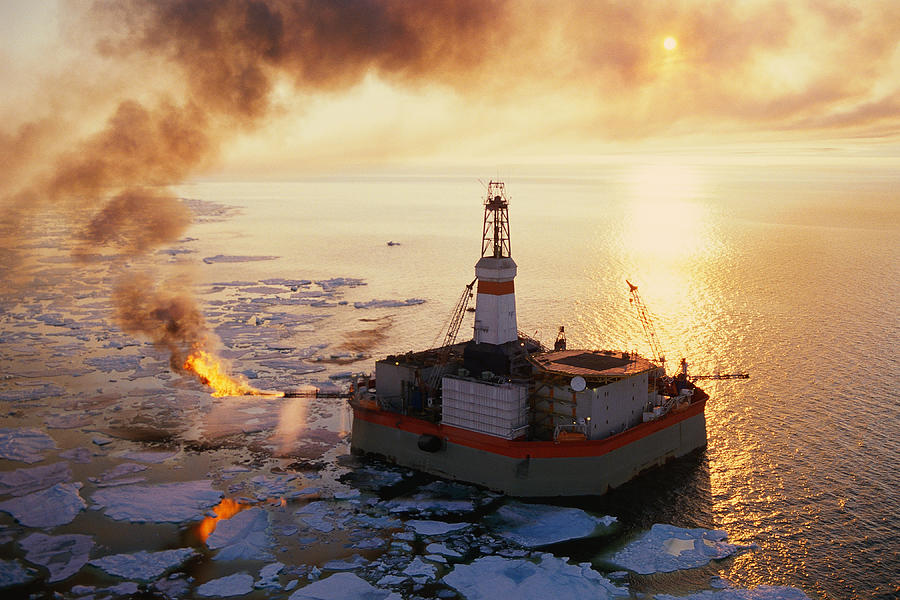 Oil rig in Beaufort Sea Photograph by Stockbyte