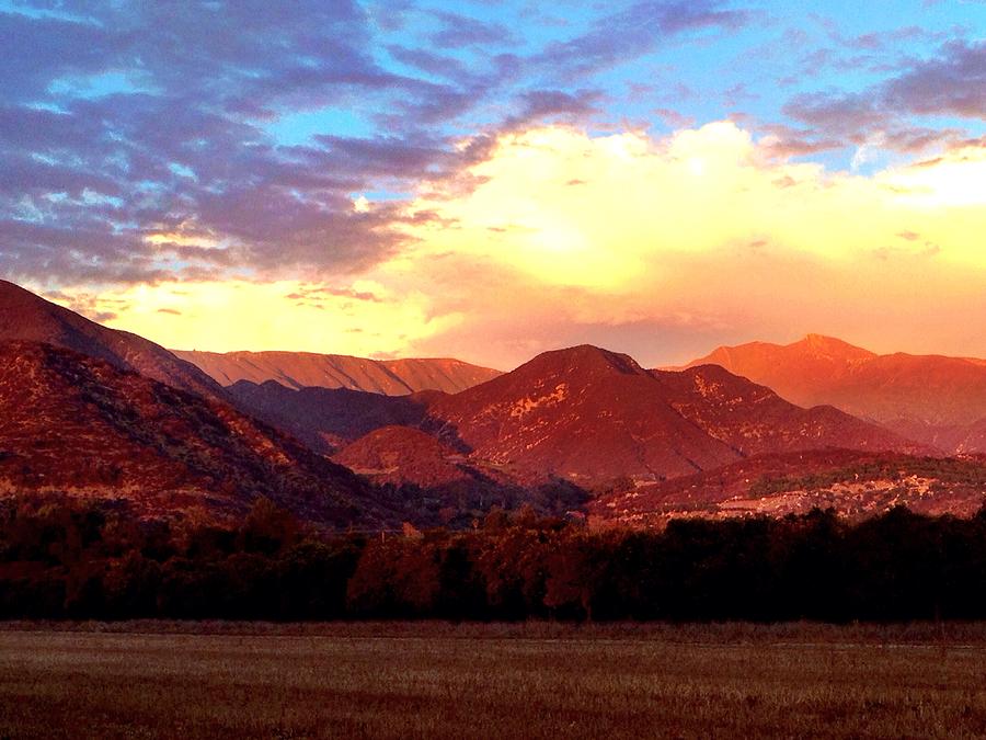 Ojai Pink Moment Photograph by Kelly Forrister