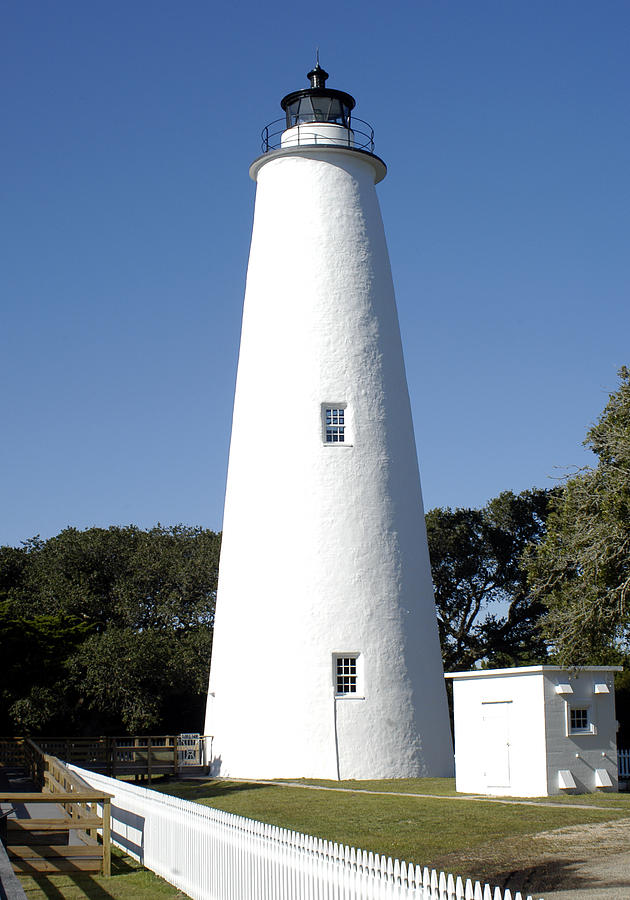 Ocracoke Lighthouse Photograph by Jackie Lambert - Fine Art America