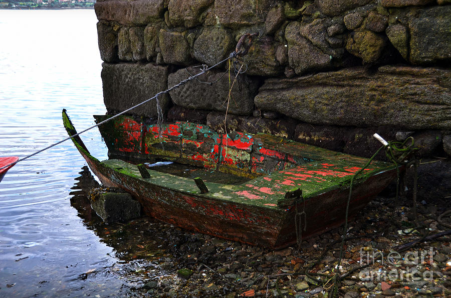 Boat Photograph - Old and decrepit boat by RicardMN Photography