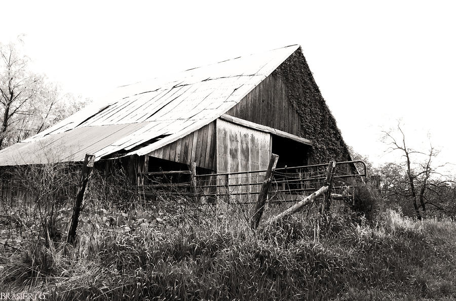 Old Barn by the Road Photograph by Ryan Brasier - Fine Art America