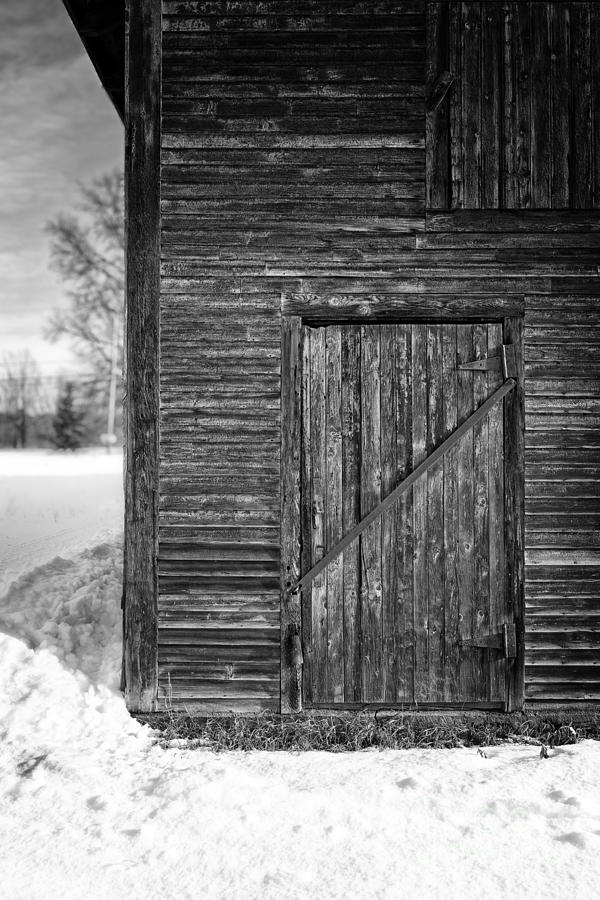 Old Barn Door Windsor Vermont Photograph by Edward Fielding