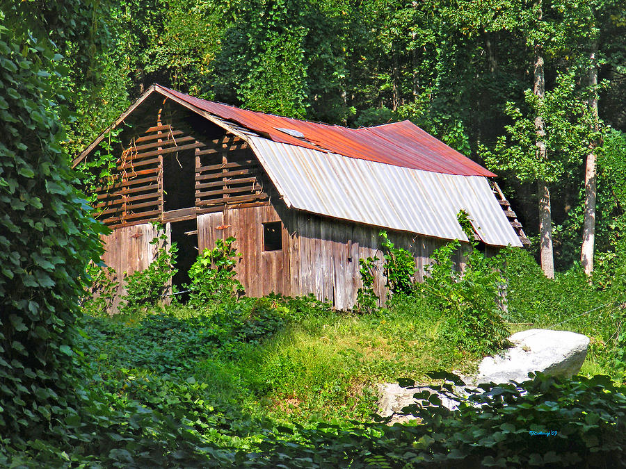Old Barn near Chimney Rock Photograph by Duane McCullough