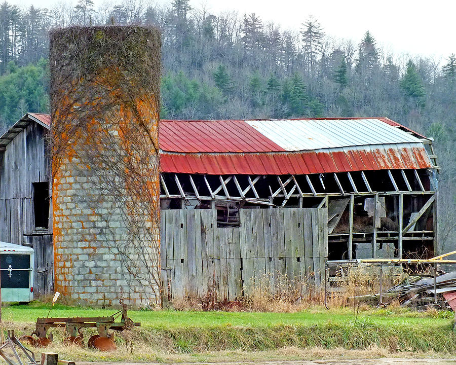 Old Barns 2 in Eastern Transylvania County Photograph by Duane McCullough