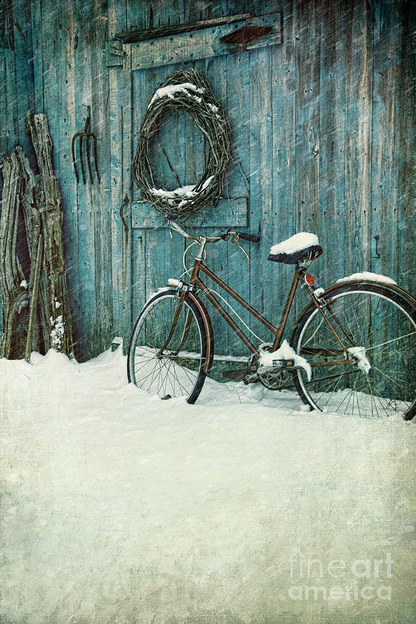 Old bicycle leaning against barn Photograph by Sandra Cunningham