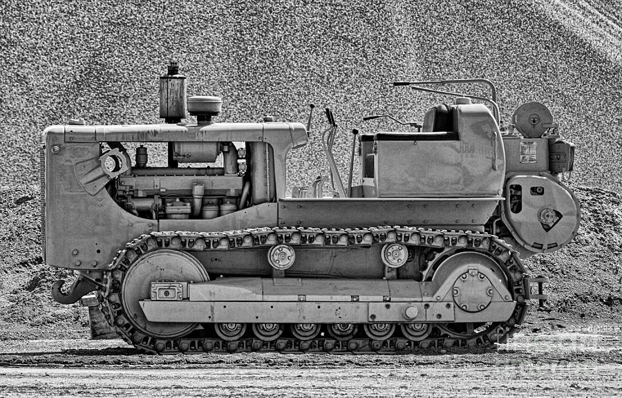 Old bulldozer in Black and White Photograph by Les Palenik