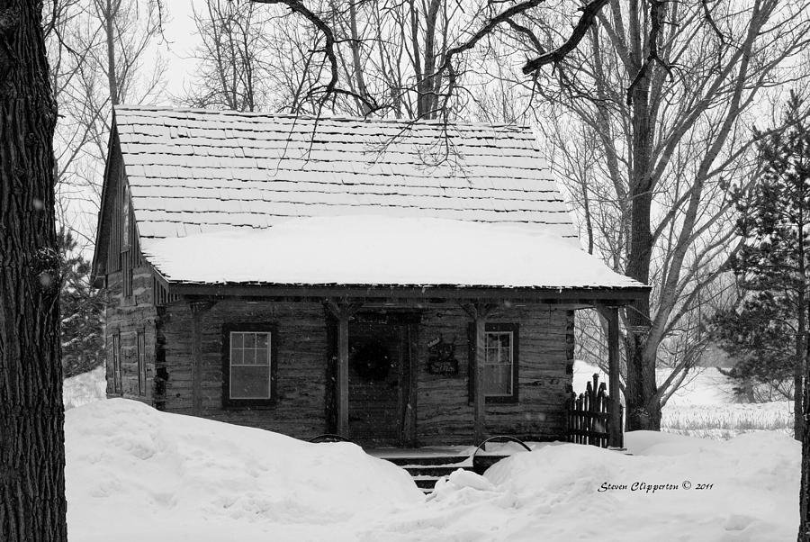 Old Cabin 2 Photograph by Steven Clipperton