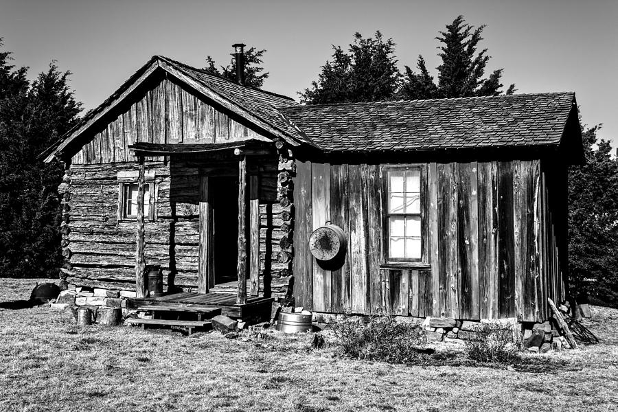 Old Cabin Photograph by Doug Long