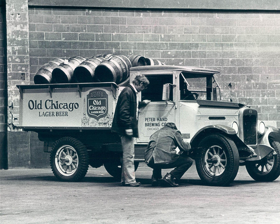 Vintage Delivery Truck   Old Chicago Beer Vintage Truck Delivery Retro Images Archive 