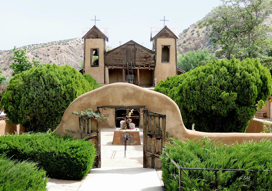 Old Chimayo Mission Photograph by Gordon Beck - Fine Art America