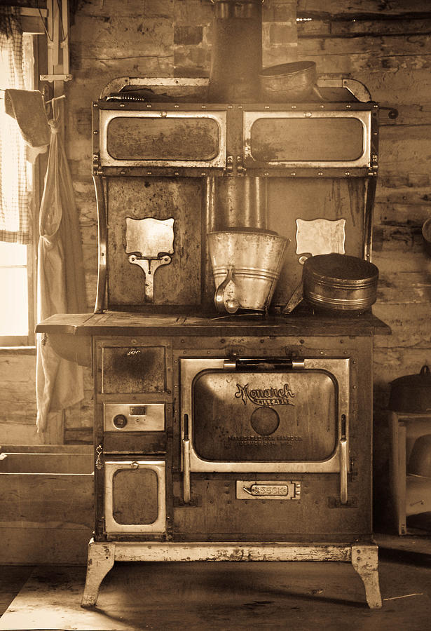 Old Country Stove Photograph by Athena Mckinzie