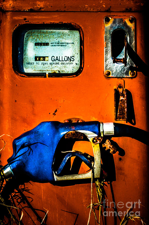 Old Farm Gas Pump Photograph by Michael Arend