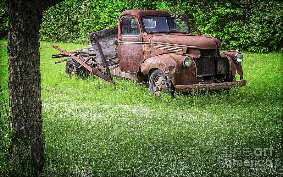 Old Farm Truck Photograph by Edward Fielding