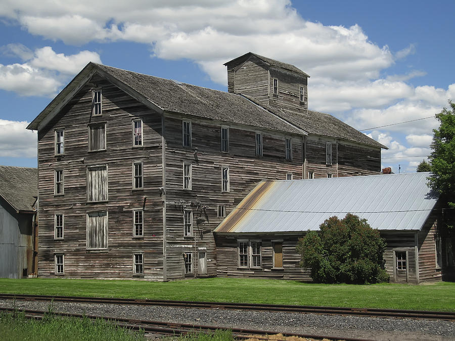 Old Flour Mill 1890 - Oakesdale Washington Photograph by Daniel Hagerman