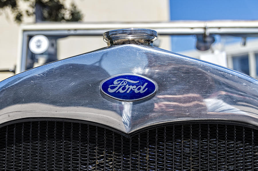Old Ford Photograph by Paulo Goncalves
