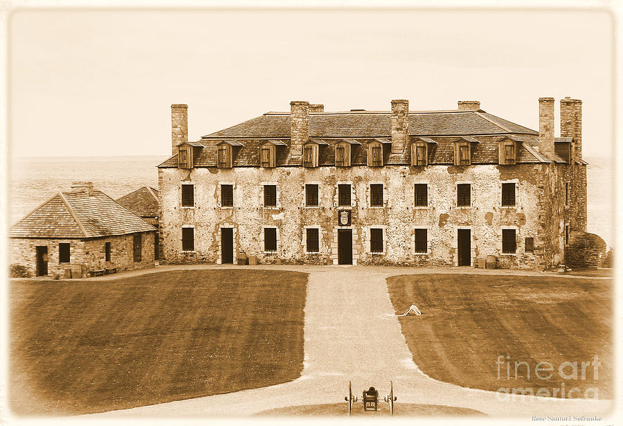 Old Fort Niagara French Castle and Bake House 2 Photograph by Rose Santuci-Sofranko