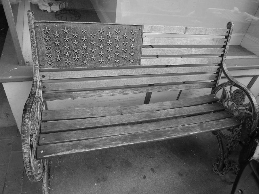 Old Glory Bench in Philadelphia Photograph by Richard Reeve