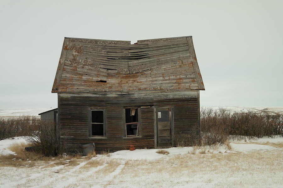 Old Homestead North Dakota Photograph by Jeff Swan