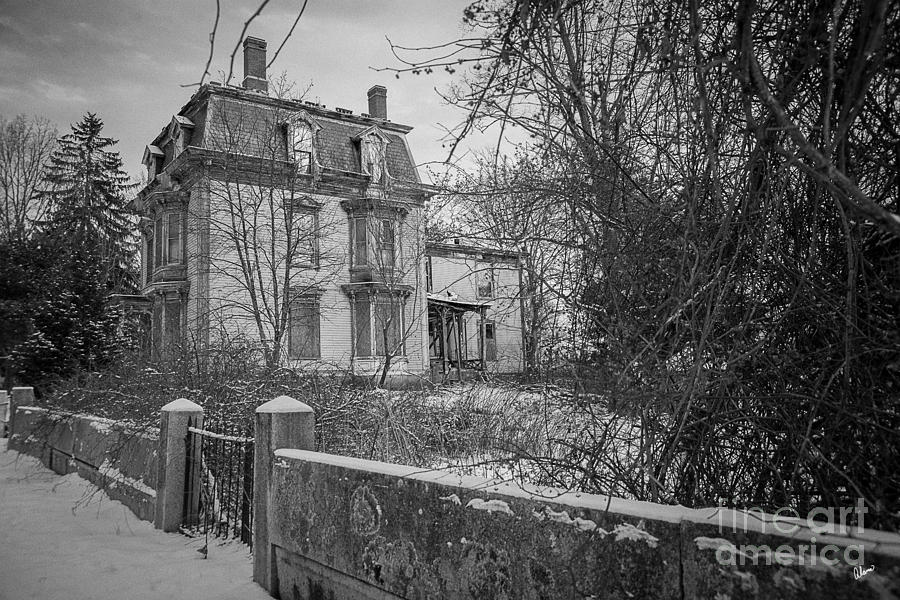 Old House Photograph by Alana Ranney