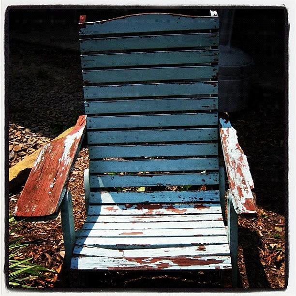 Old Lawn Chair Photograph by Susan Sorrell