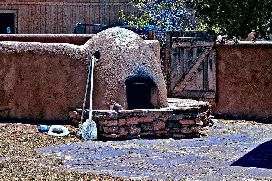 Old Oven Pecos Pueblo Photograph by Bill Barber