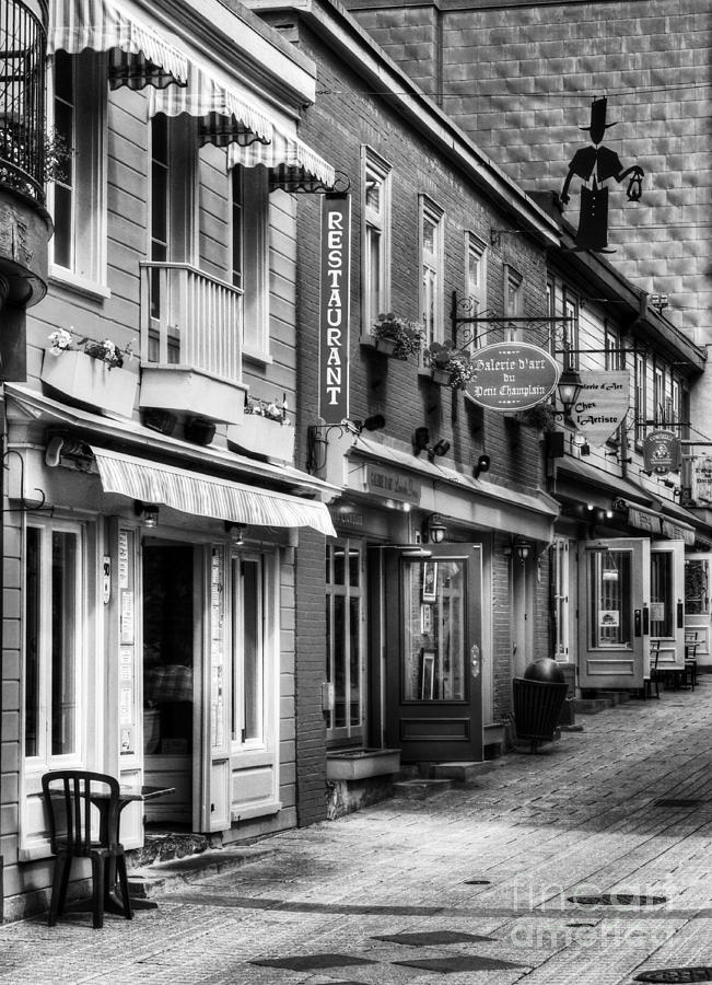 Old Quebec City 20 BW Photograph by Mel Steinhauer