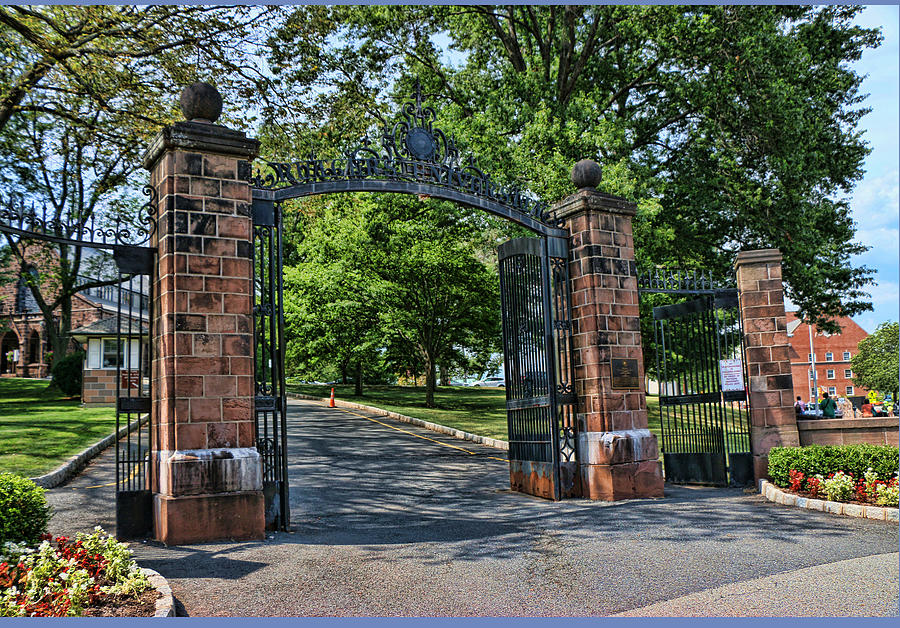 Old Queens Entrance Gate Photograph by Allen Beatty