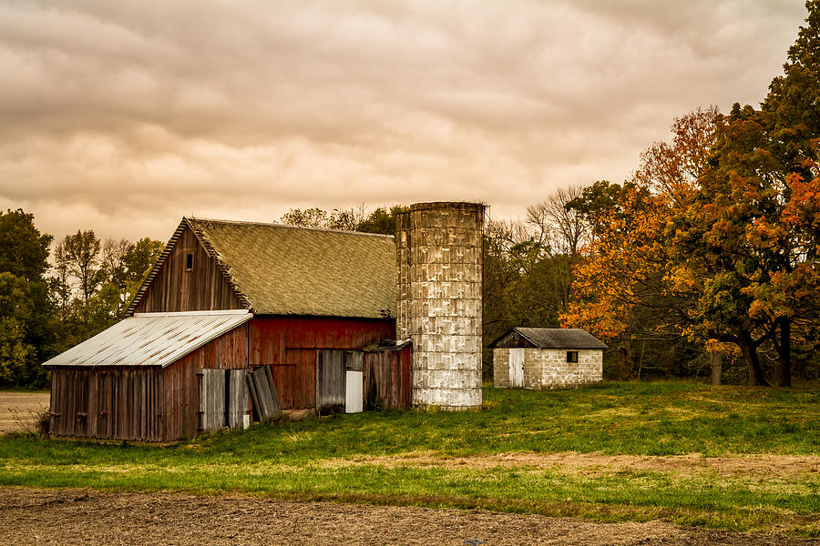 Old Red Barn and Silo Photograph by Ron Pate