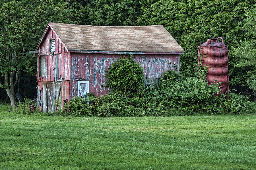 Old Red Barn Photograph by Cathy Kovarik