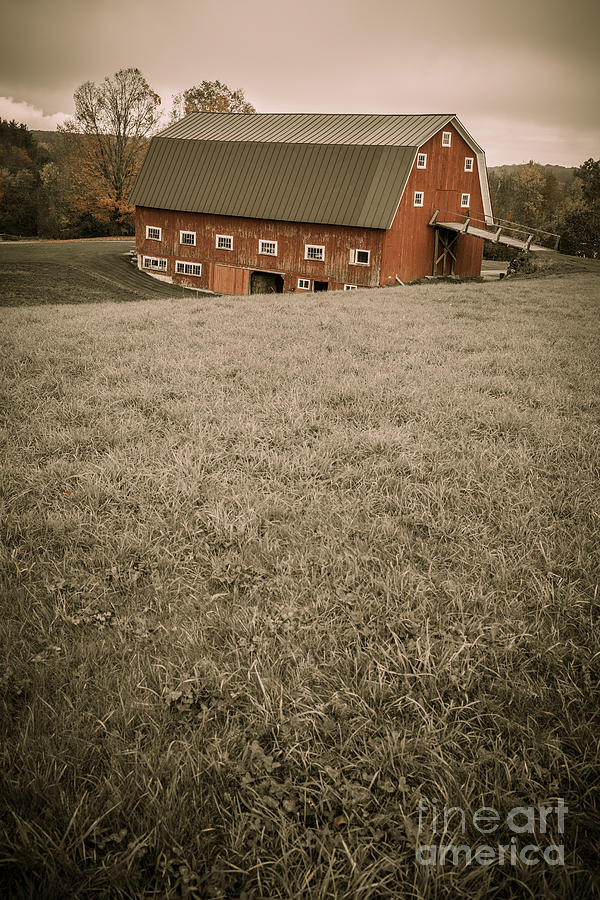 Old Red Barn Photograph by Edward Fielding