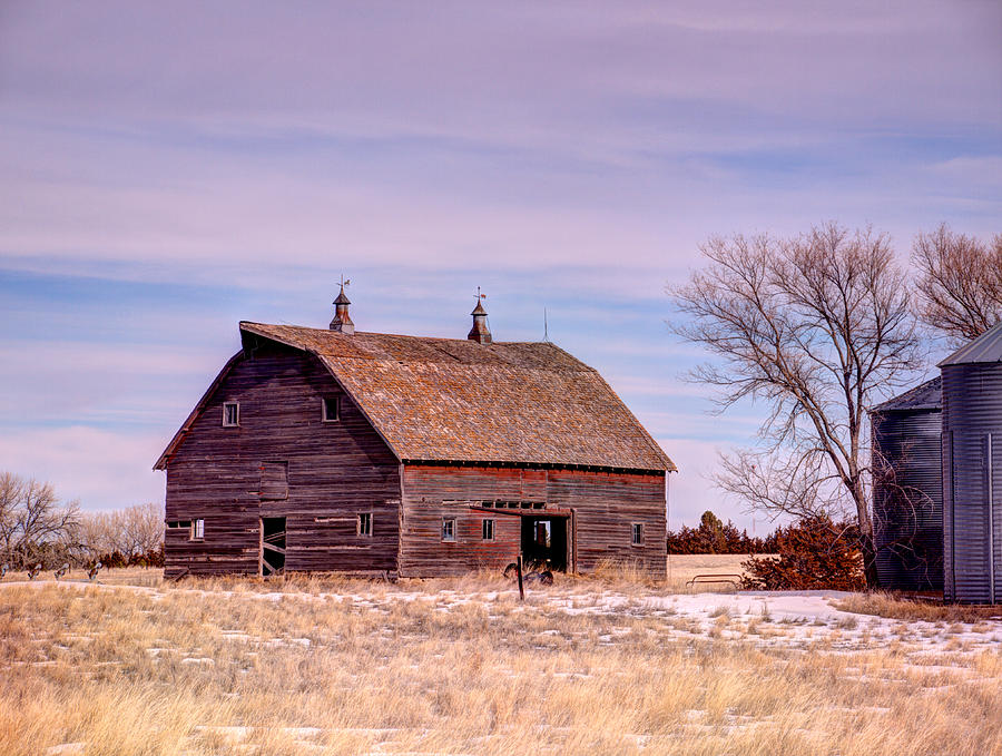 Old Red Barn Photograph by HW Kateley