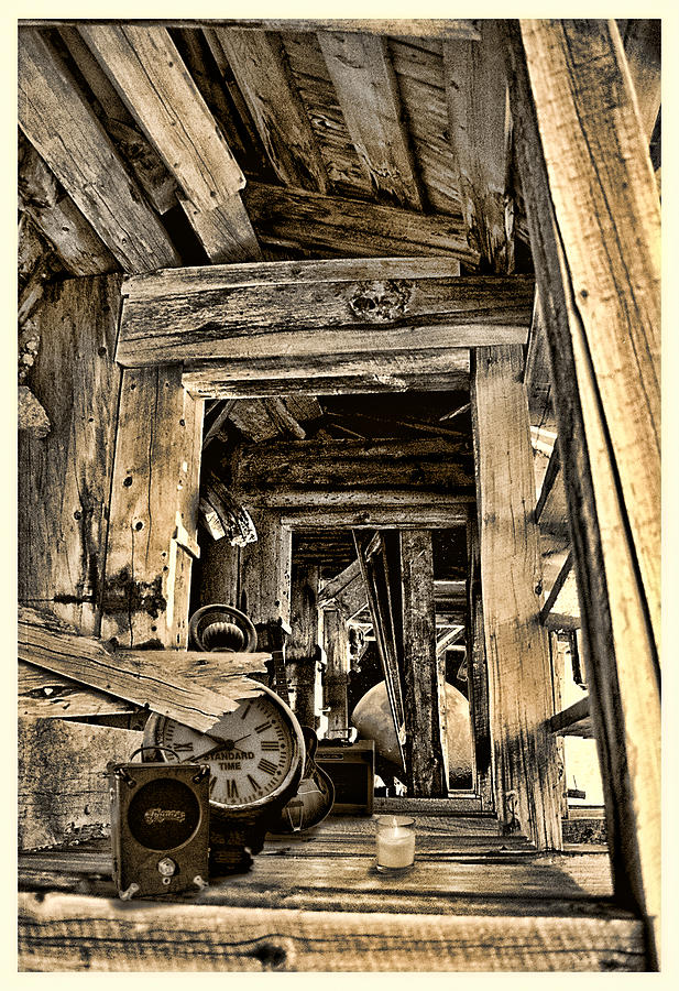 Old Rockers Attic Photograph by Greg Wells