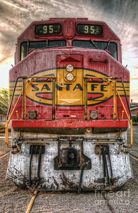 Santa Fe Photograph - Old Santa Fe Engine by Eddie Yerkish