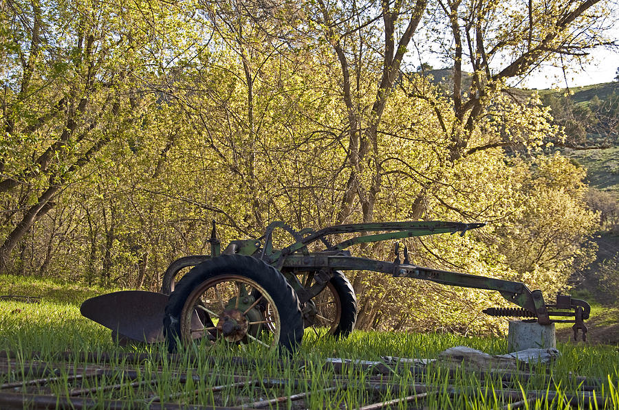 Old Scool Plow Photograph by Eric Rundle