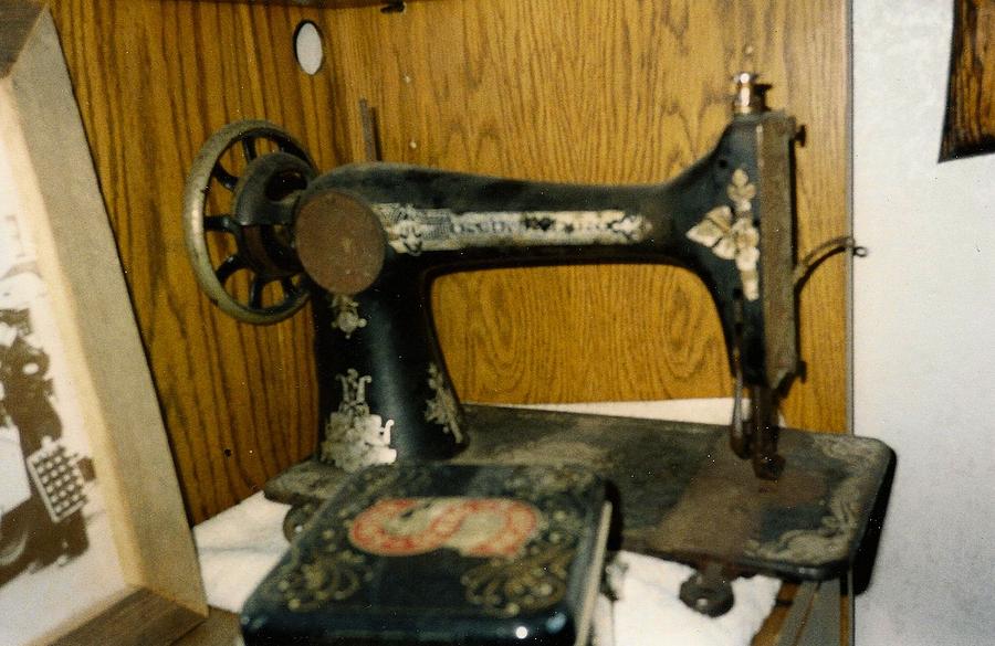Old Sewing Machine Photograph by Chris W Photography AKA Christian Wilson