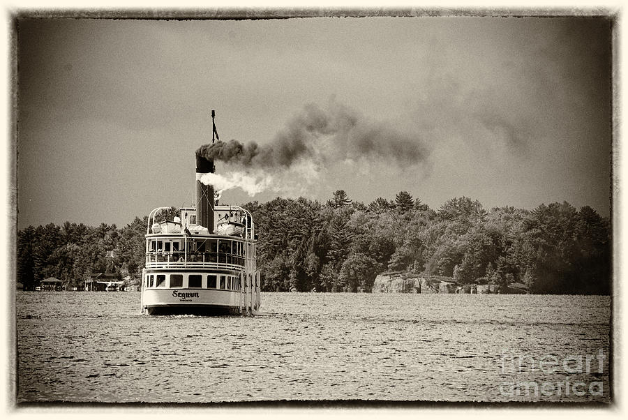 Old steamboat Photograph by Les Palenik