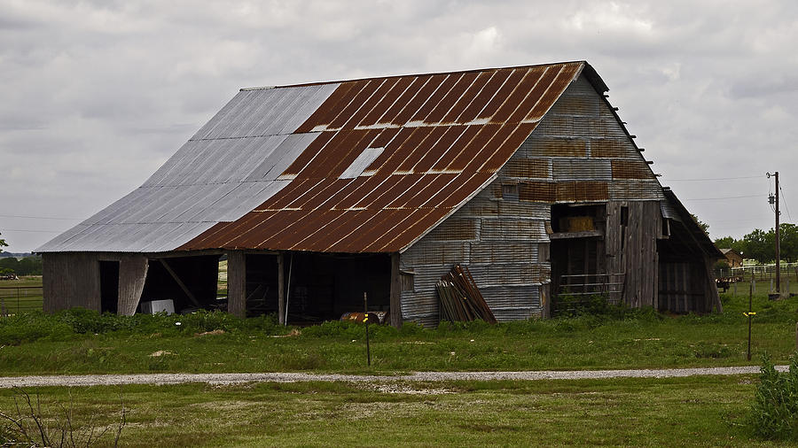 Old Texas Barn no 1 Photograph by Richard Cox - Fine Art America