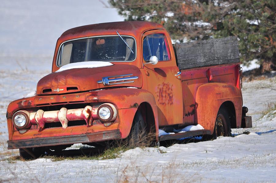 Truck Photograph - Old Truck by Valarie Davis