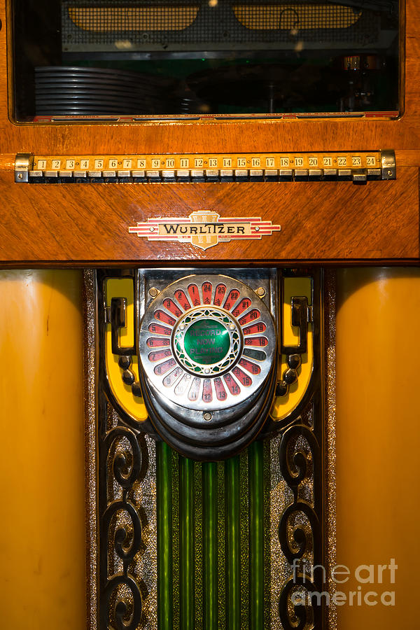 Old Vintage Wurlitzer Jukebox DSC2808 Photograph by Wingsdomain Art and Photography