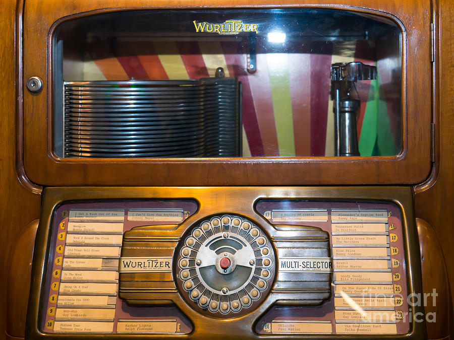 Old Vintage Wurlitzer Jukebox DSC2815 Photograph by Wingsdomain Art and Photography